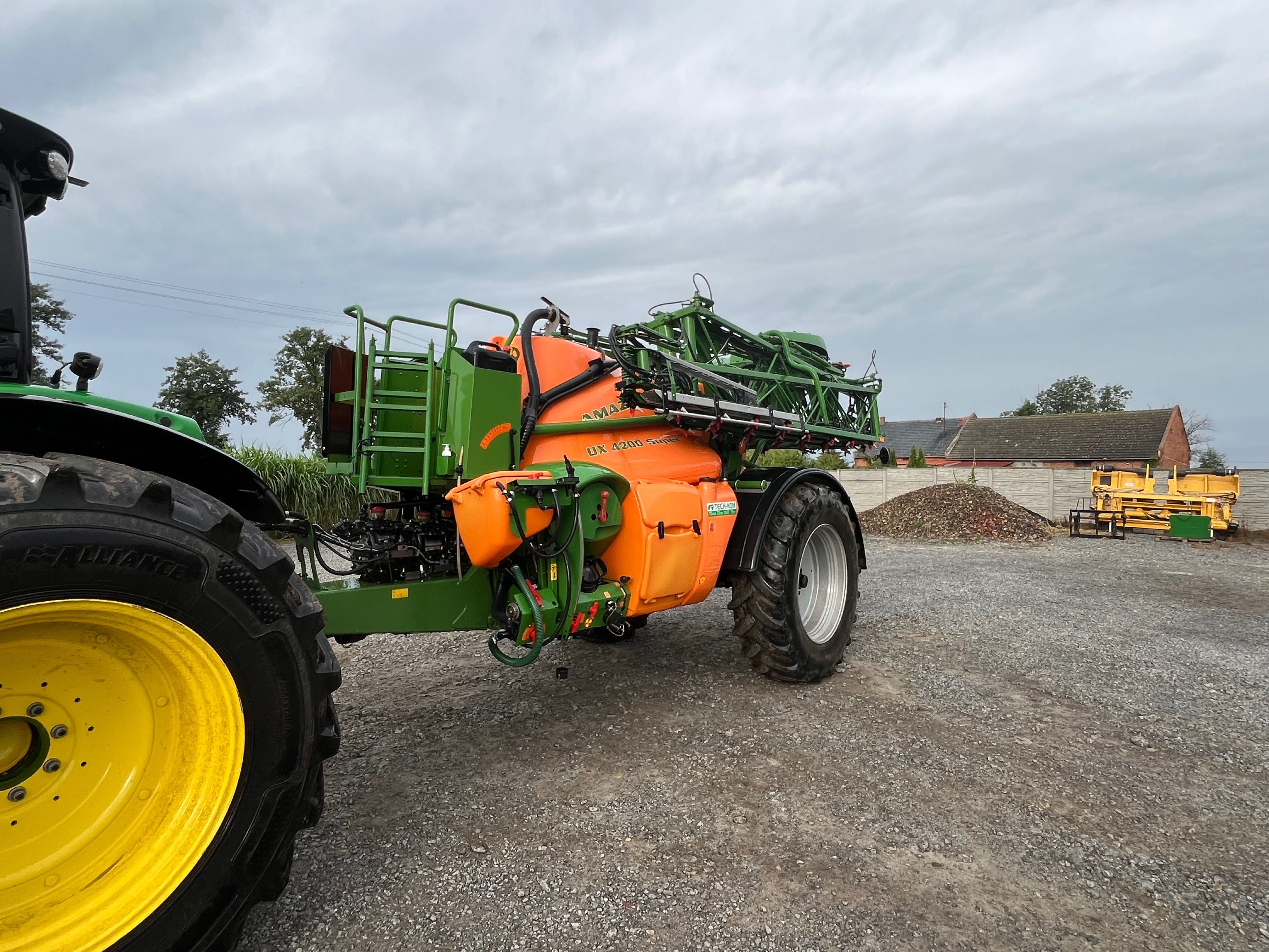 Amazone UX 4200 Super Stan
