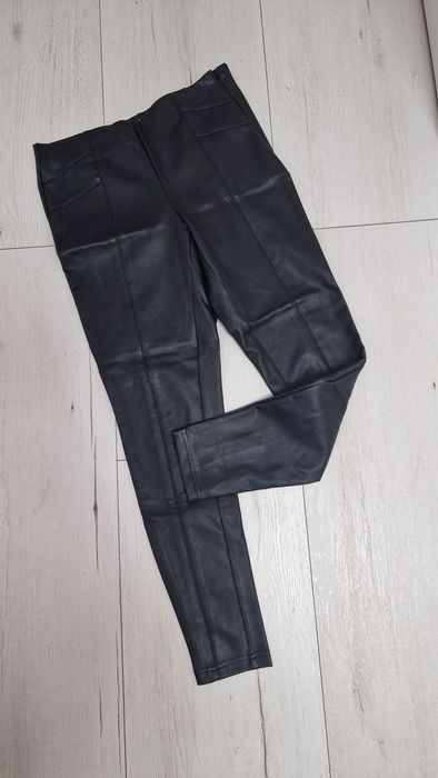 Spodnie eko skóra legginsy eleganckie