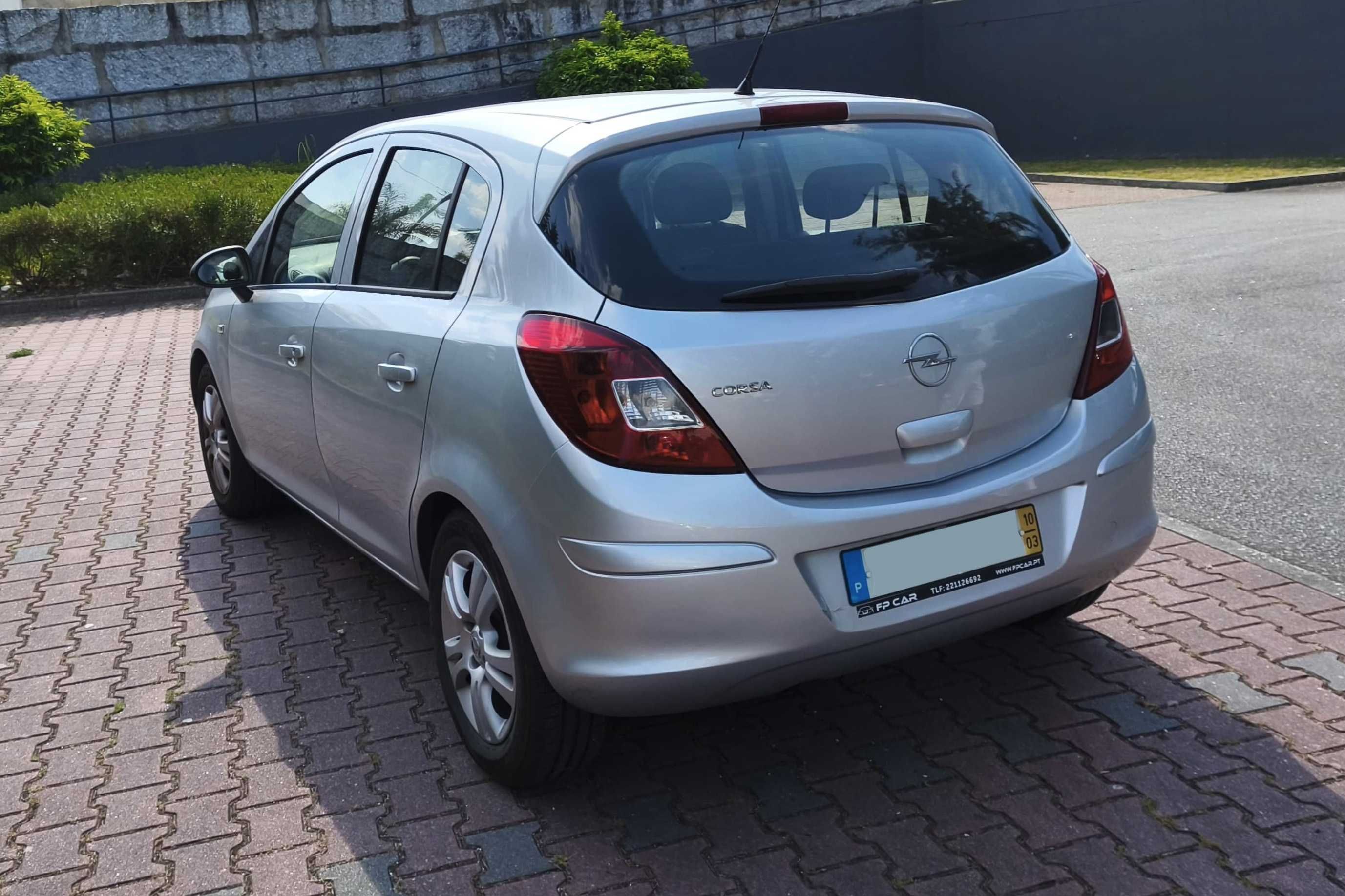 Opel Corsa 1.2 2010 c/151.000km