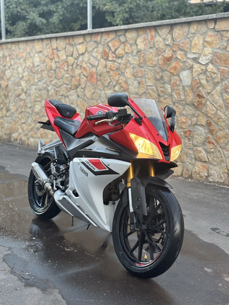 Yamaha YZF-R125 edição limitada