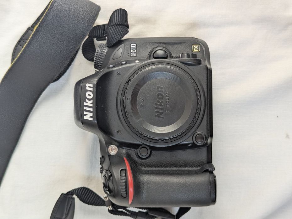 Терміново! Nikon d610! Чудовий