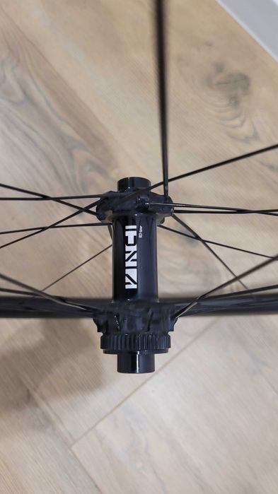 Koło szosowe przednie carbon Vinci Rapid 50 Disc