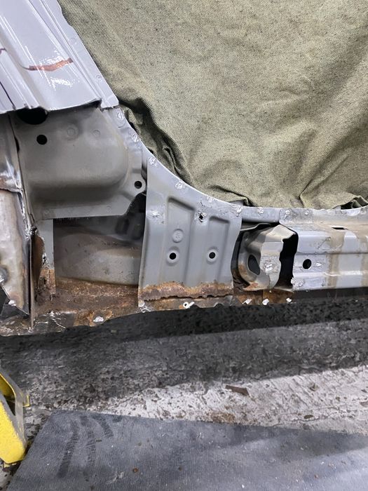 Заміна порогів, арок, реставрація кузова, зварювальні роботи