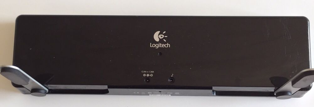 Colunas Logitech Pure Fi Ipod/ Iphone 4, 4s e adaptador