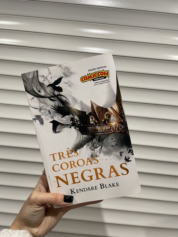 | Três coroas Negras (Edição Comic-con)