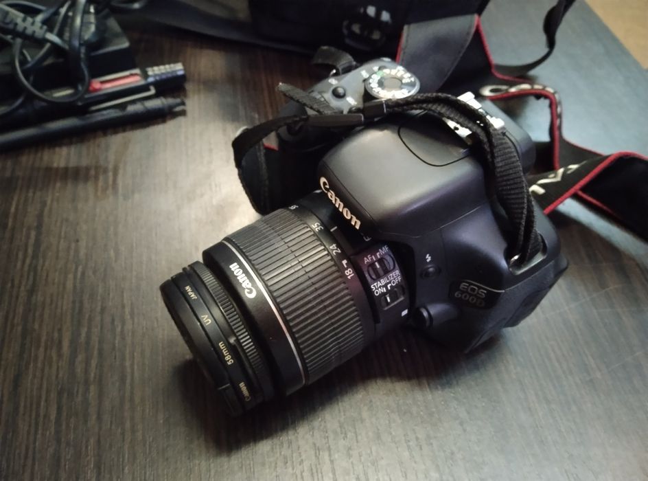 Фотоаппарат Canon 600d