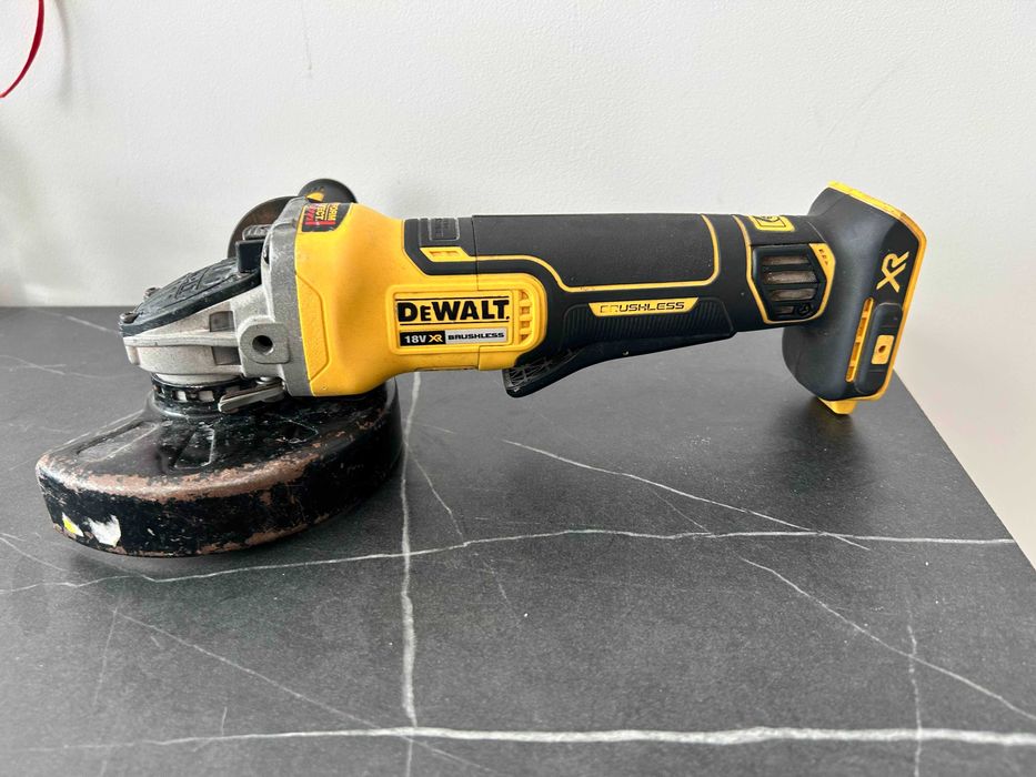 OKAZJA! Dewalt DCG406 – szlifierka kątowa 18V, uszkodzona