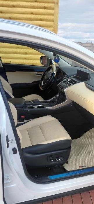 Гибрид Lexus nx 300