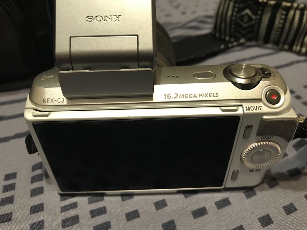 Продам фотоаппарат SONY NEX-C3