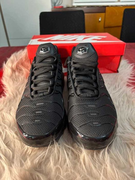 Nike_Air_Max_TN_Plus_Black Biegania / R.37.5
