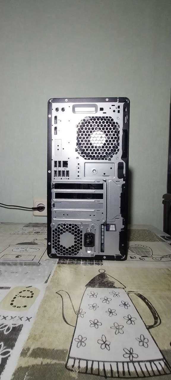 Системний блок ПК Комп'ютер HP 600 G4 MT i3 8100 8гб 128 ssd 1151s