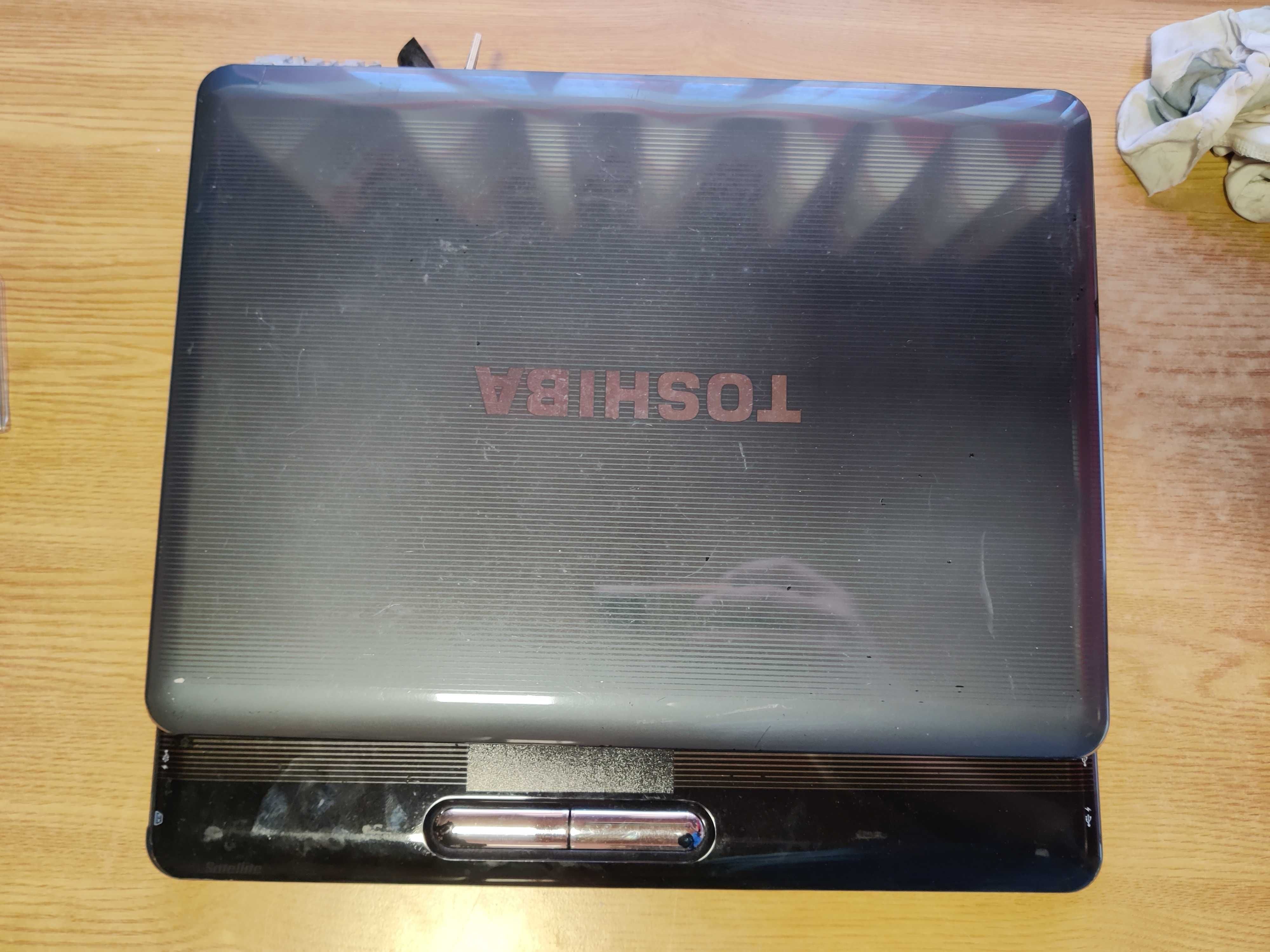 2 portateis/ carcaças Toshiba A300