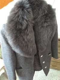 Пальто жіноче зимове шерстяне розмір 42