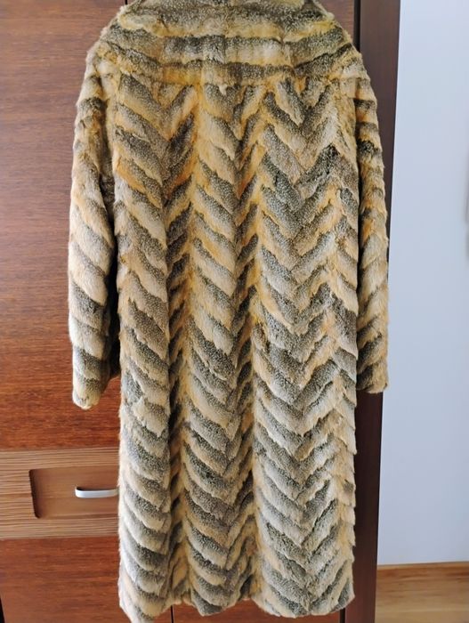 Naturalne futro damskie z susłów