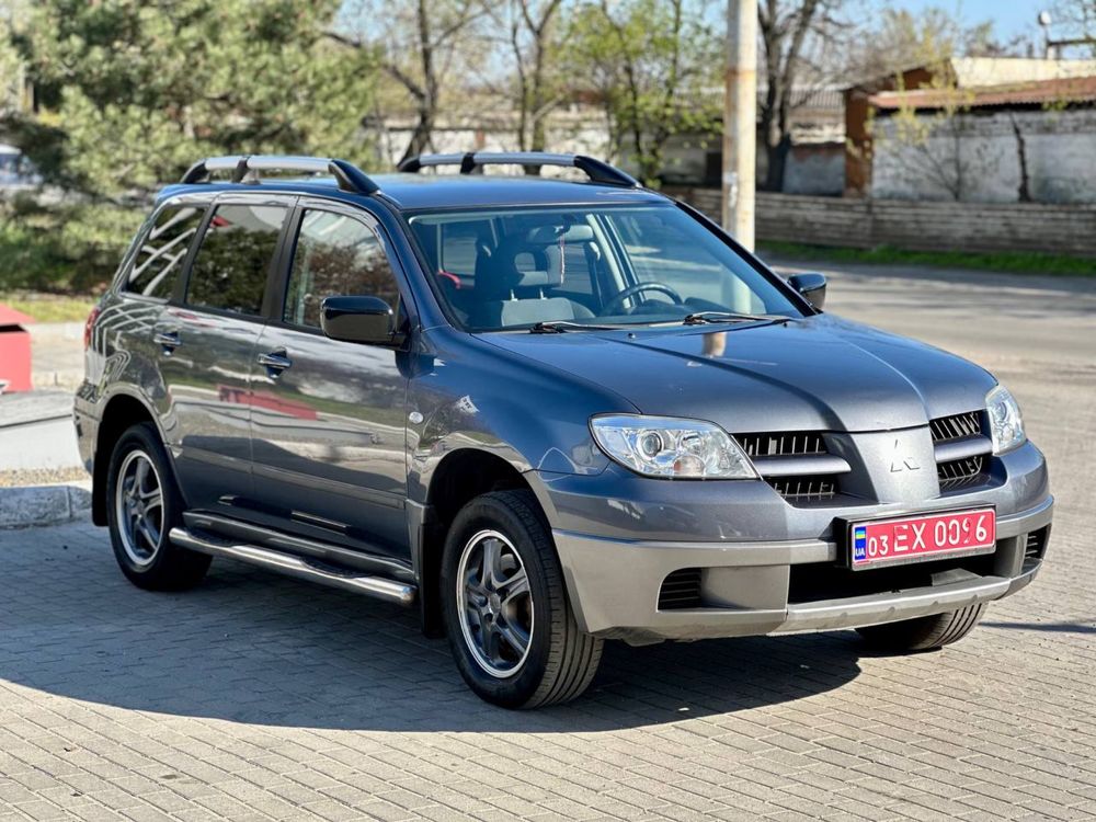 Mitsubishi идеальное состояние!