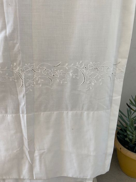 Cortinas em bom estado