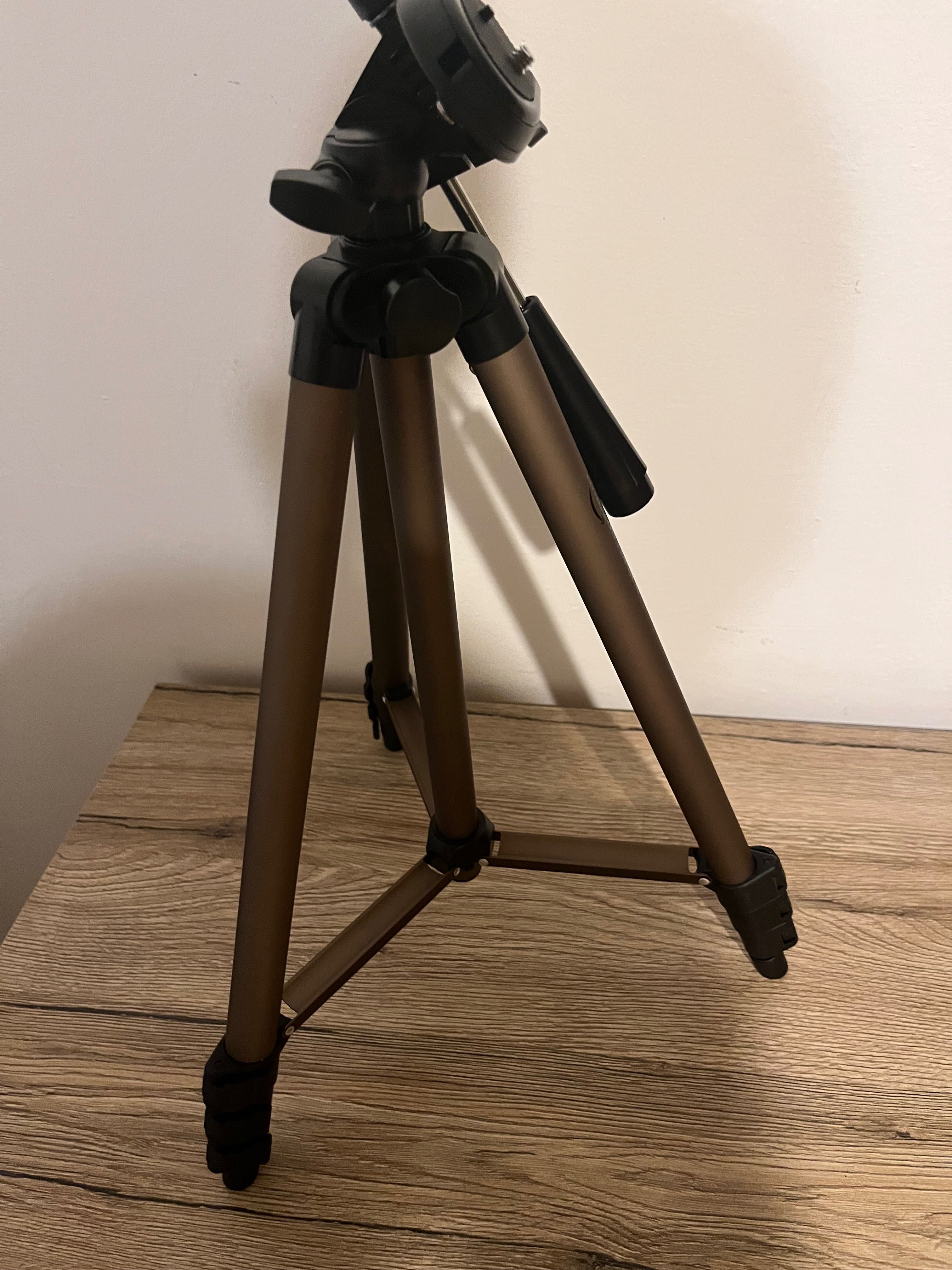 Amazon Basics lekki trójnożny statyw do aparatu z torbą 41,91-127cm