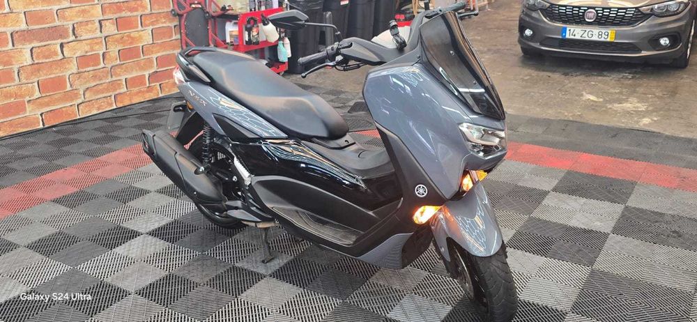 NMAX 2023 – Scooter Moderna com Baixa Quilometragem!