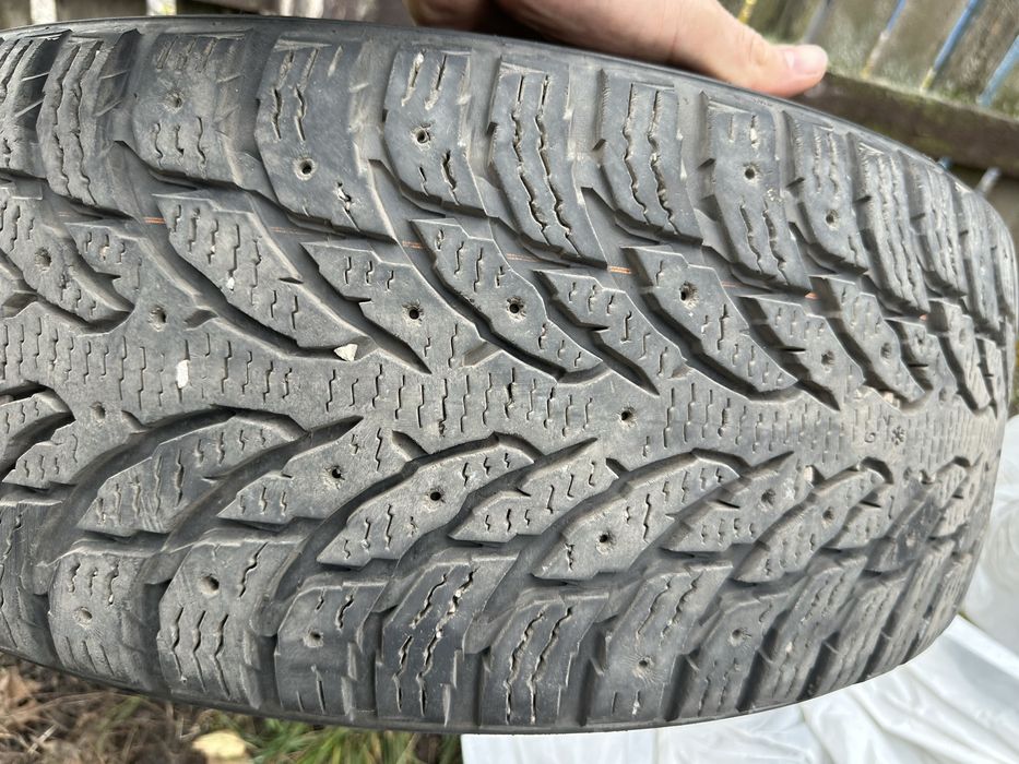 215/55/18 suv nokian