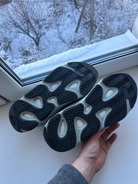 Кросівки чоловічі Adidas Yeezy Boost 700 Salt EG7487