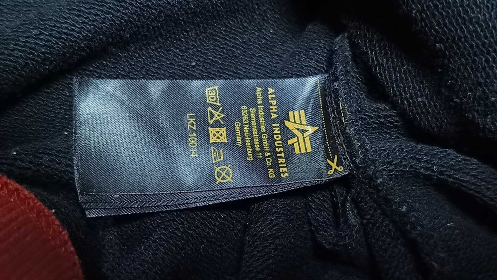 Męska bluza ALPHA INDUSTRIES r.L stan bardzo dobry