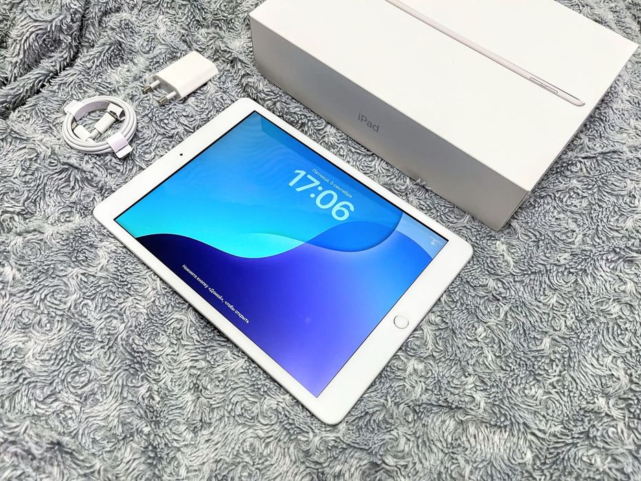 IPad 7 (32 gb) wi-fi, как новый, комплект! А2197