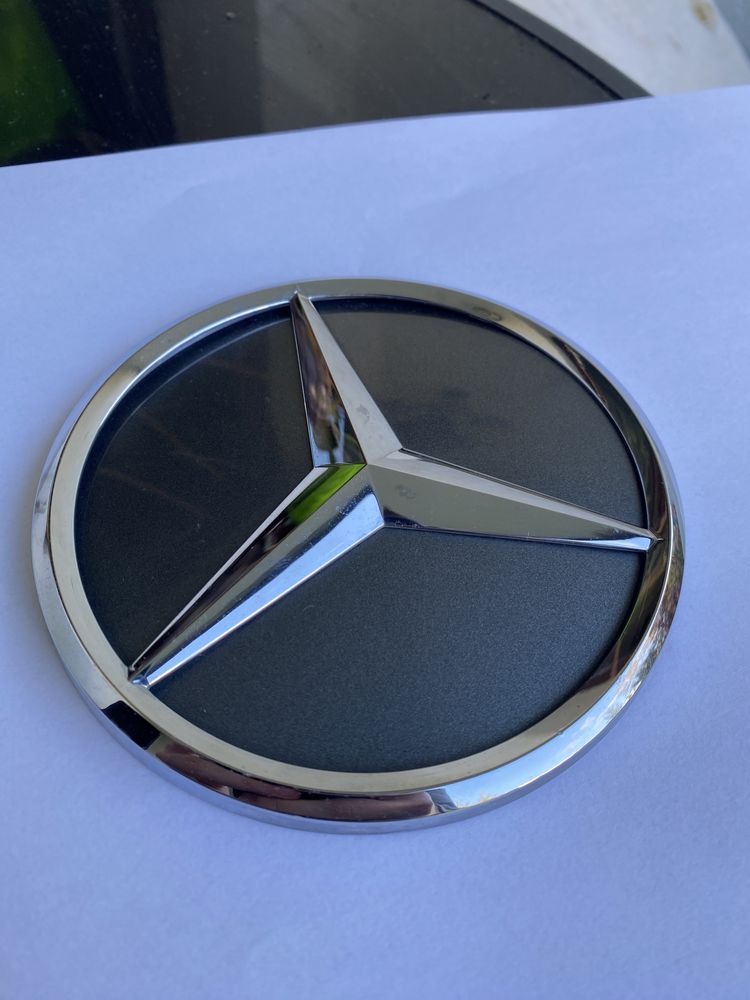 Mercedes CLA GLA E znaczek Emblemat