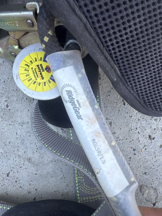 Uprząż asekuracyjna RidgeGear RGL5R13 z lonżą – prace na wysokości