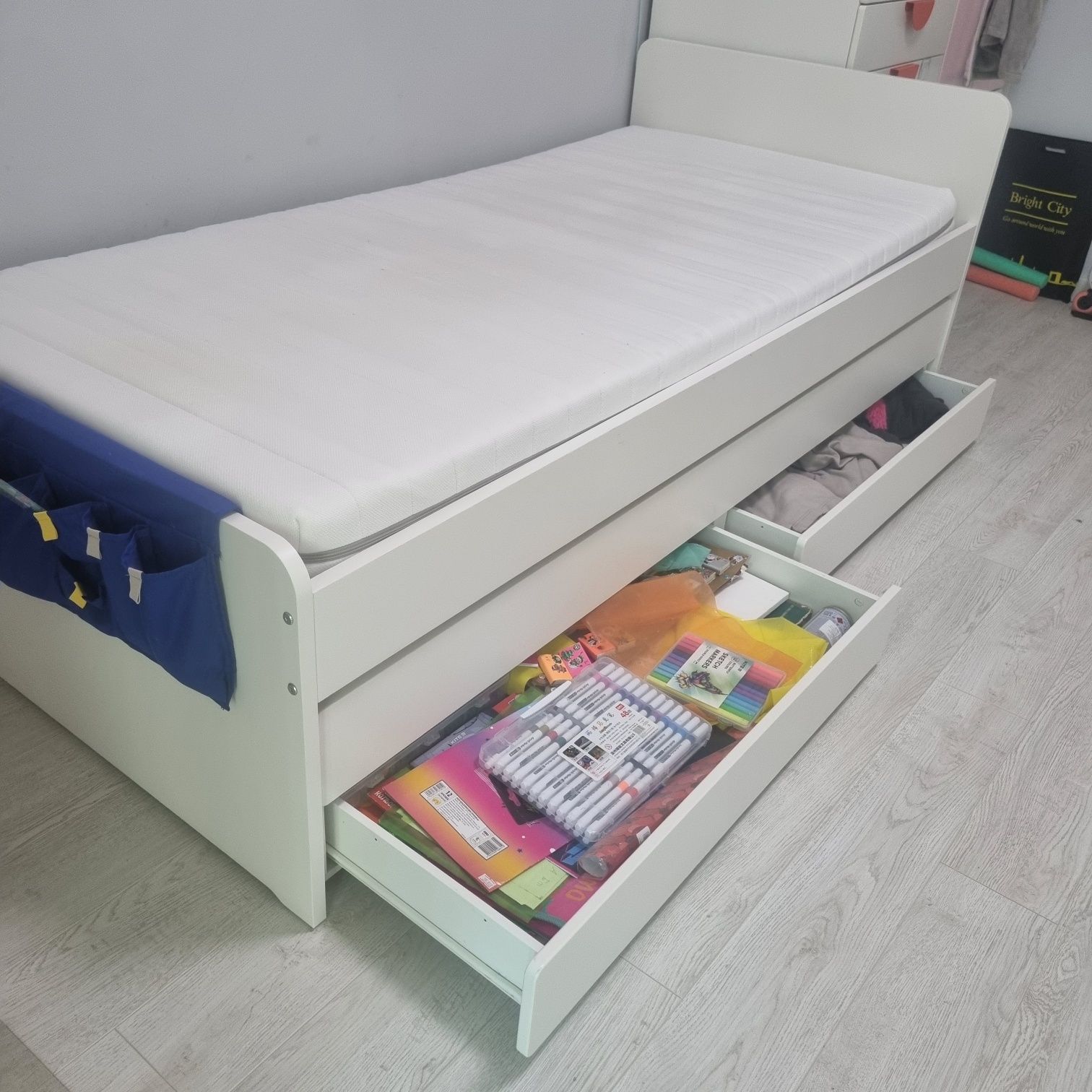 IKEA ліжко з додатковим спальним місцем 206×96 см