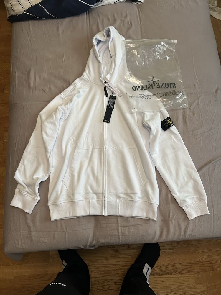 Зипка stone island