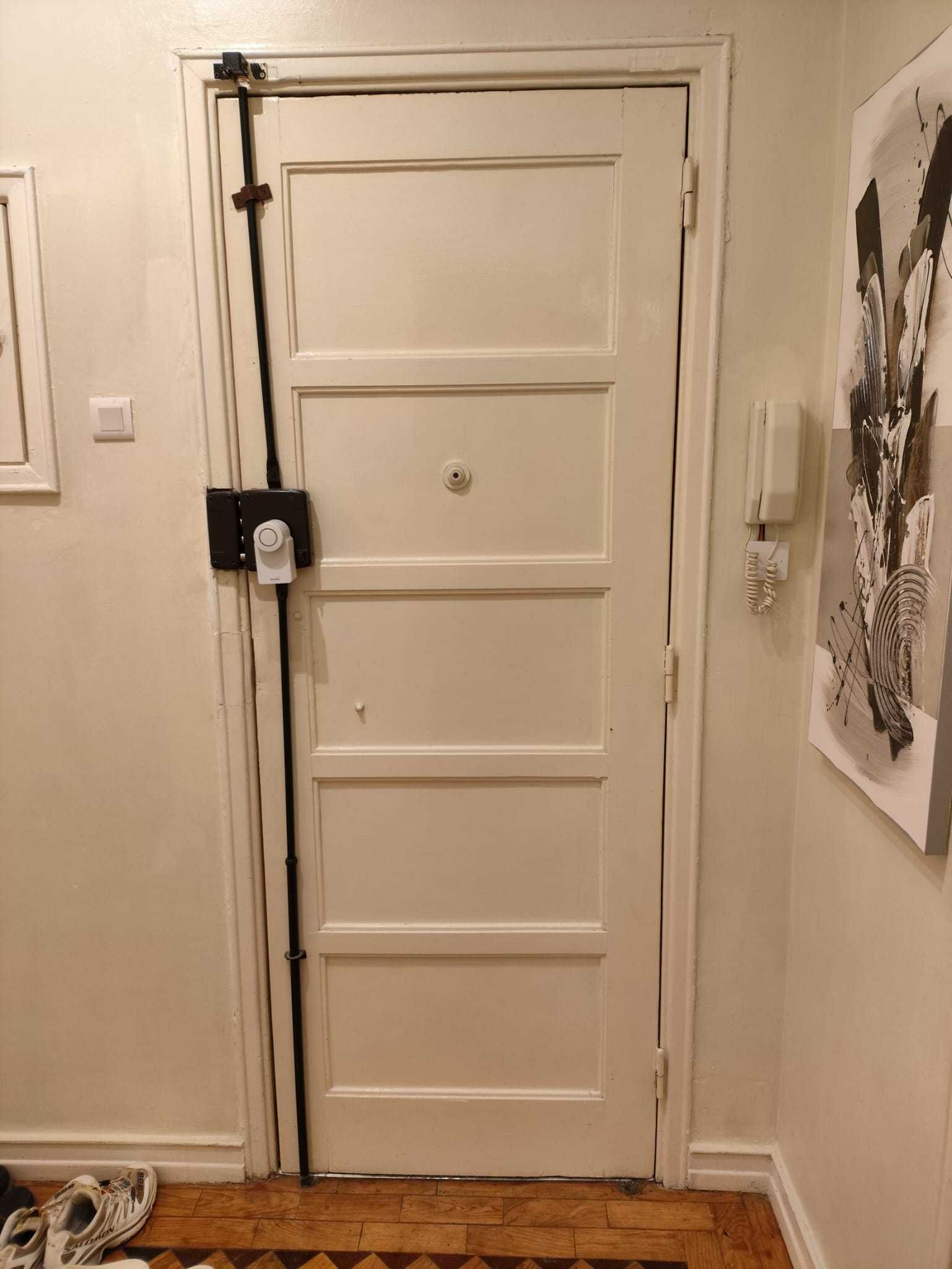 Porta entrada apartamento