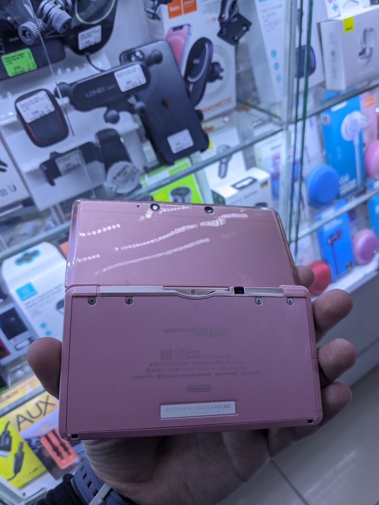 Nintendo 3ds old pink
