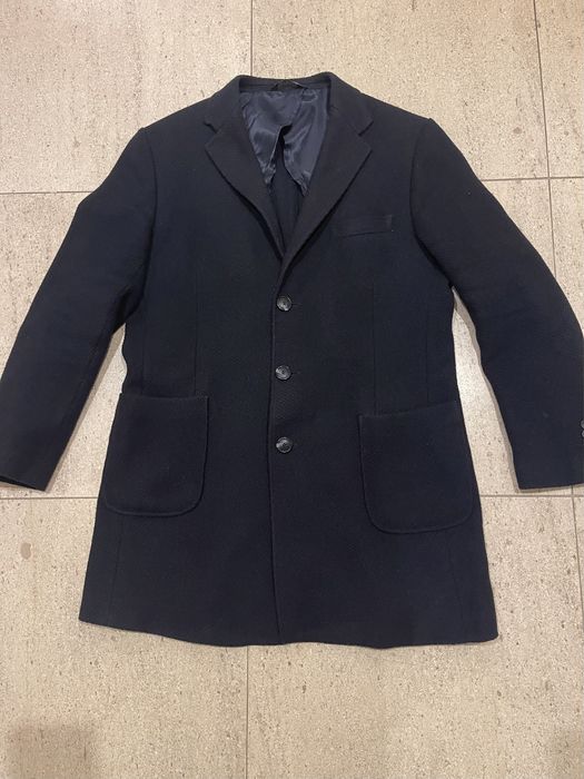 Sobretudo Wickett Jones (L)