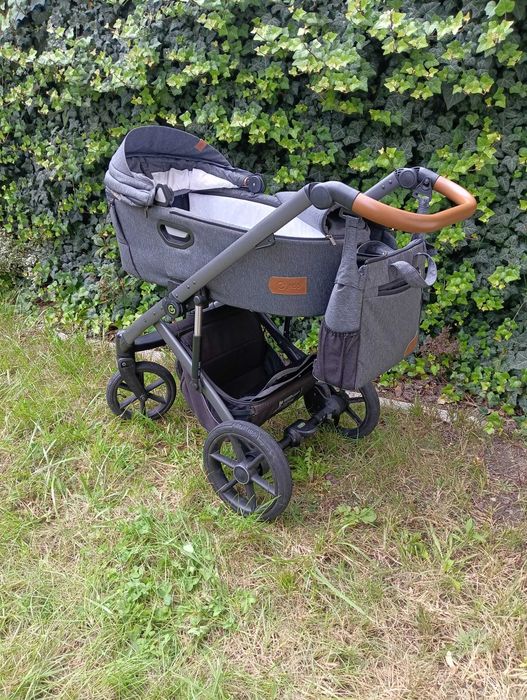 Wózek Jedo Tamel (gondola+ spacerówka)