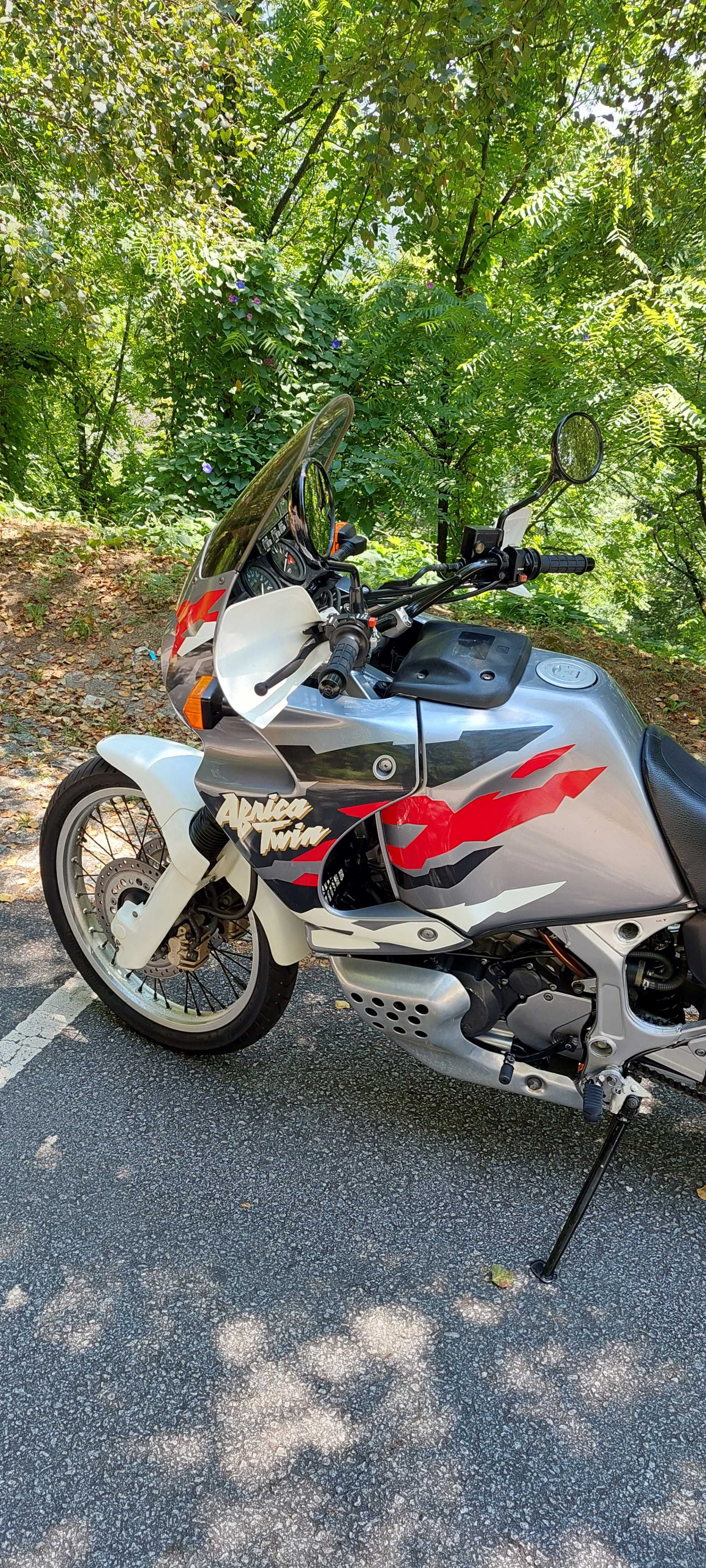 Africa Twin XRV750