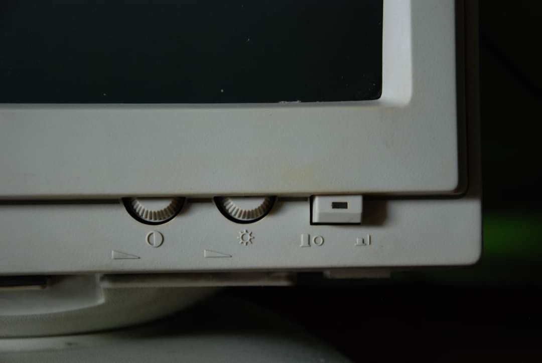Monitor crt arcus dm-14sv rarytas
