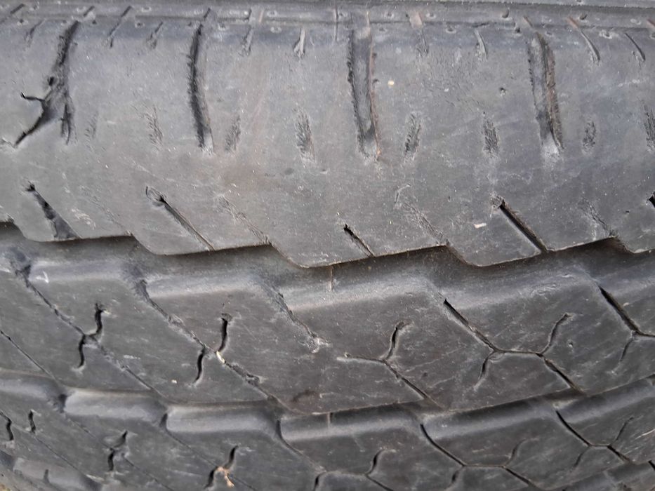 MERCEDES Sprinter 416 CDI com plantaforma elevatoria revista na marca