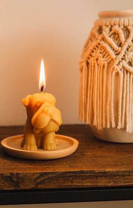 Nowe świeczki z wosku pszczelego róża i buldożek na prezent