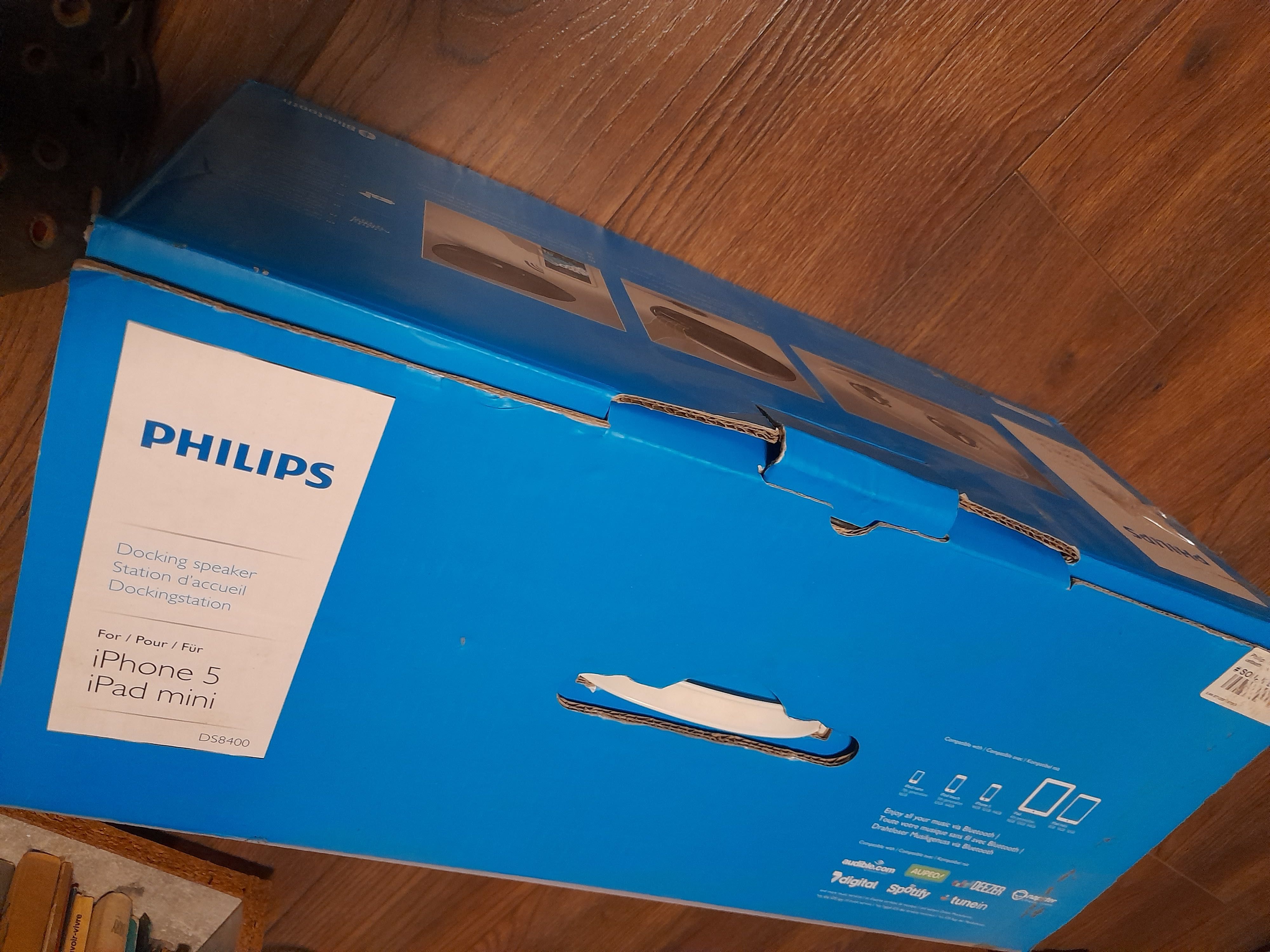 Philips DS8400 duży głośnik ze stacją dokującą i funkcją Bluetooth
