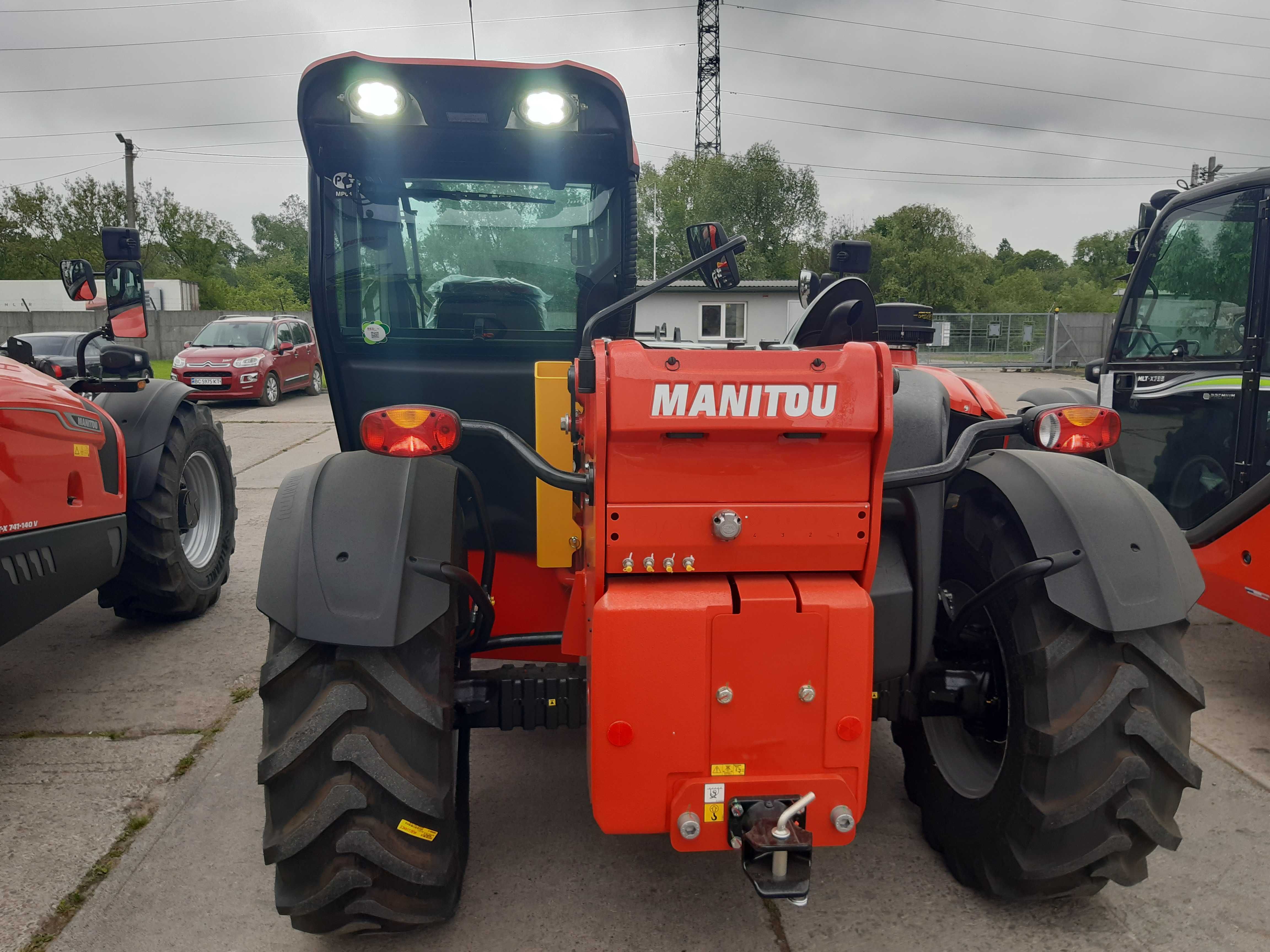 Погрузчик Manitou MLT-X 737-130 PS+ (JCB 541 AGRI SUPER)