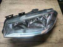 Renault Megane II reflektor lampa lewa przód
