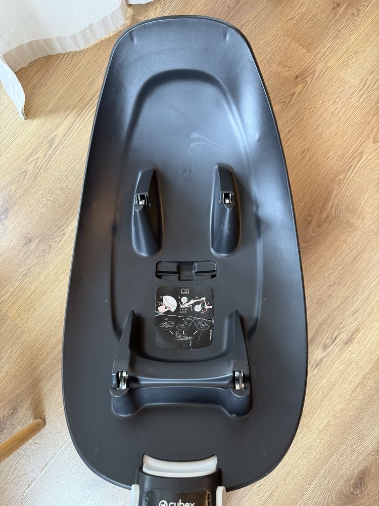 Fotelik Cybex Aton B i-Size z bazą + GRATIS Cybex Sirona M2 i-Size