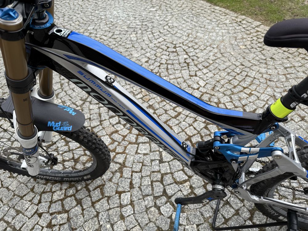 Rower DH Mondraker Summum Pro team