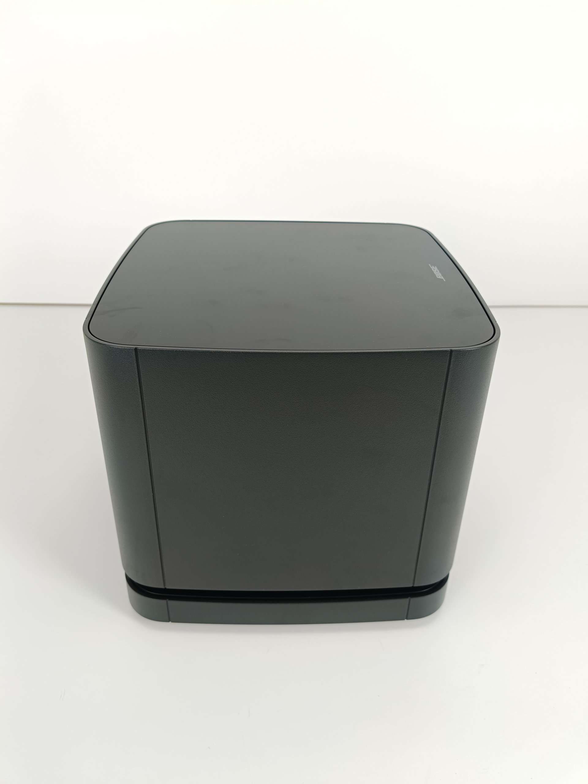 Subwoofer aktywny Głośnik Bose Bass Module 500 czarny