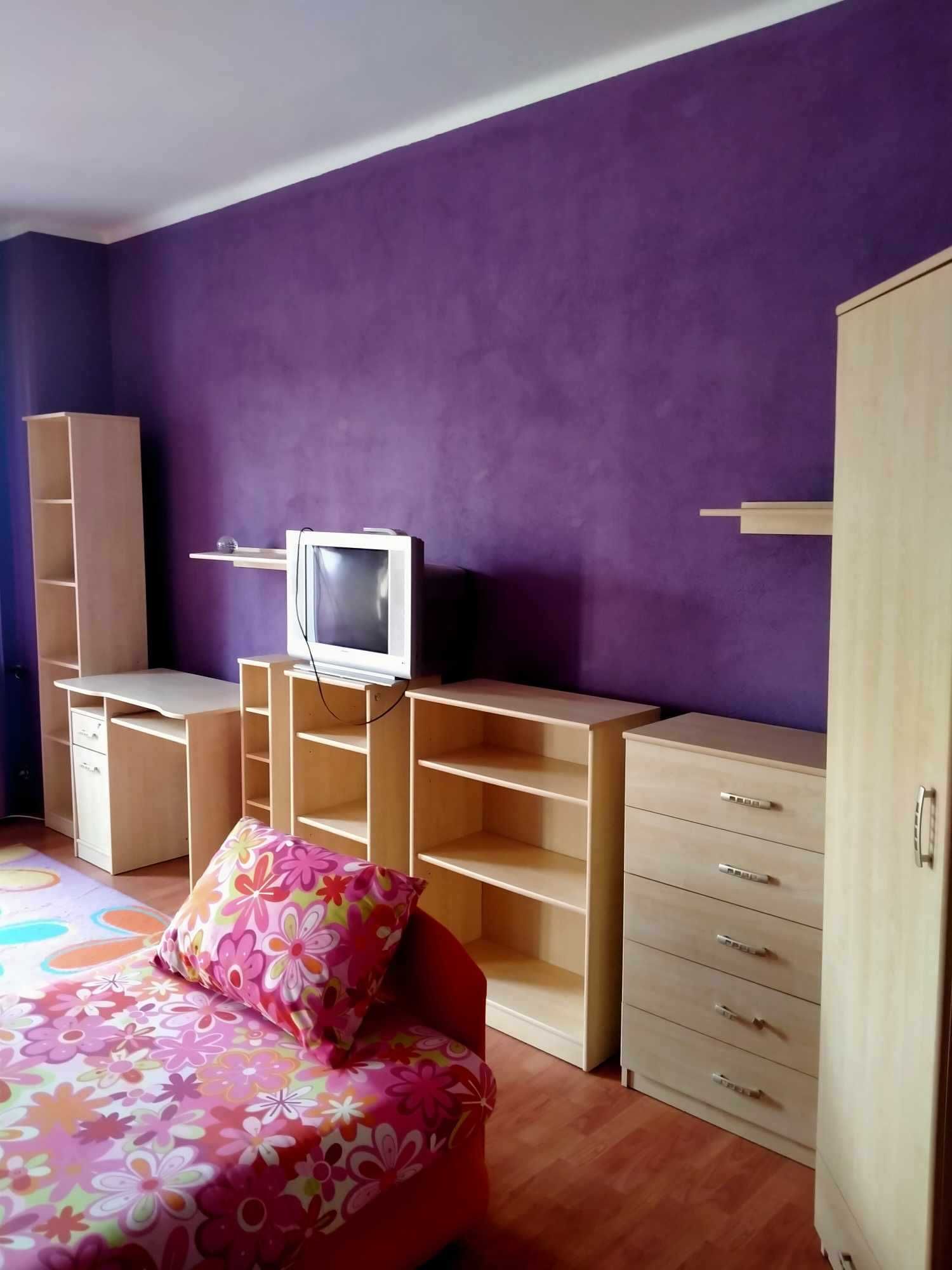 Meble i łóżko w motyw kwiatowy- komplet lub pojedynczo, do negocjacji
