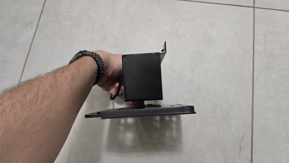 Elektryczny mechanizm składania tablicy rejestracyjnej ATV