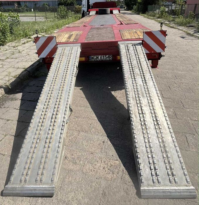 Naczepa niskopodwoziowa CONCEPT