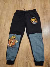 Spodnie dresowe Król Lew 122 Disney