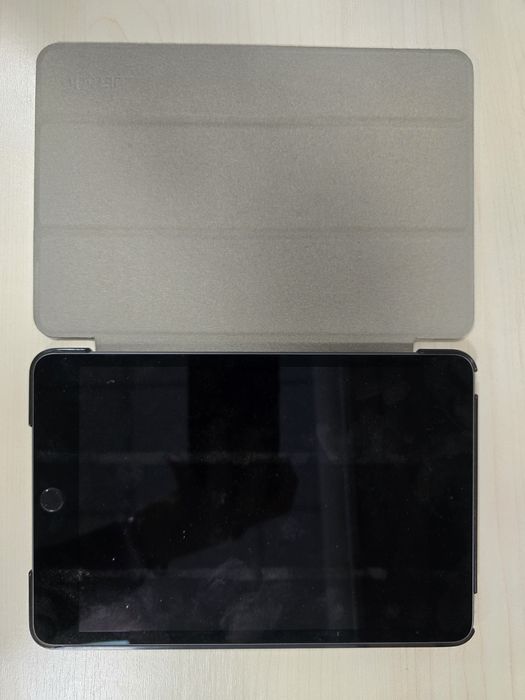 iPad Mini 5 64Gb com capa
