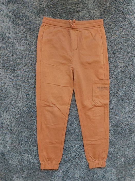 Spodnie dresowe Sinsay 152